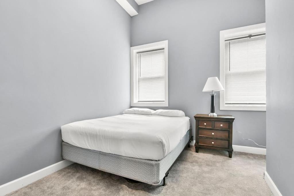 Lovely 2-Bedroom Unit In Springfriend Springfield Exteriér fotografie